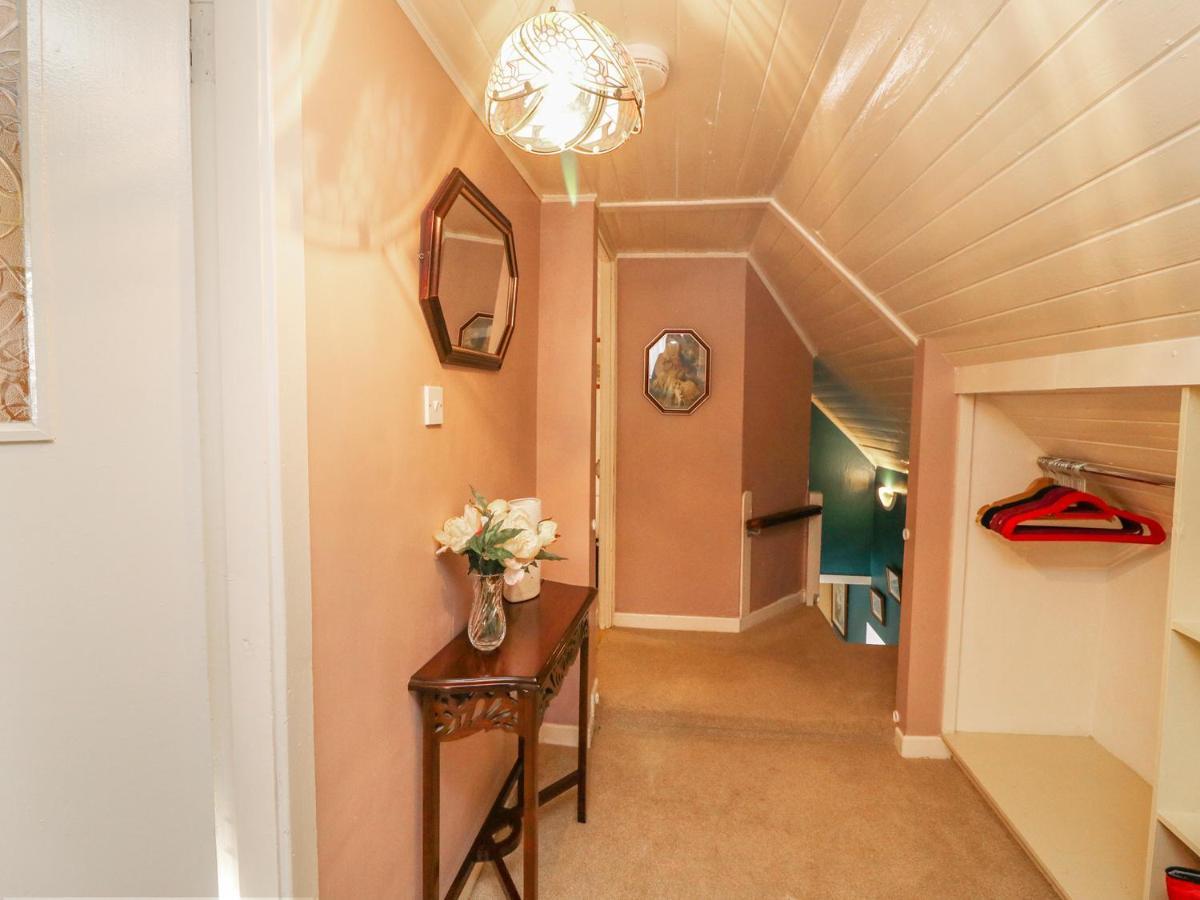 Julie'S Cottage Castleisland Exterior photo
